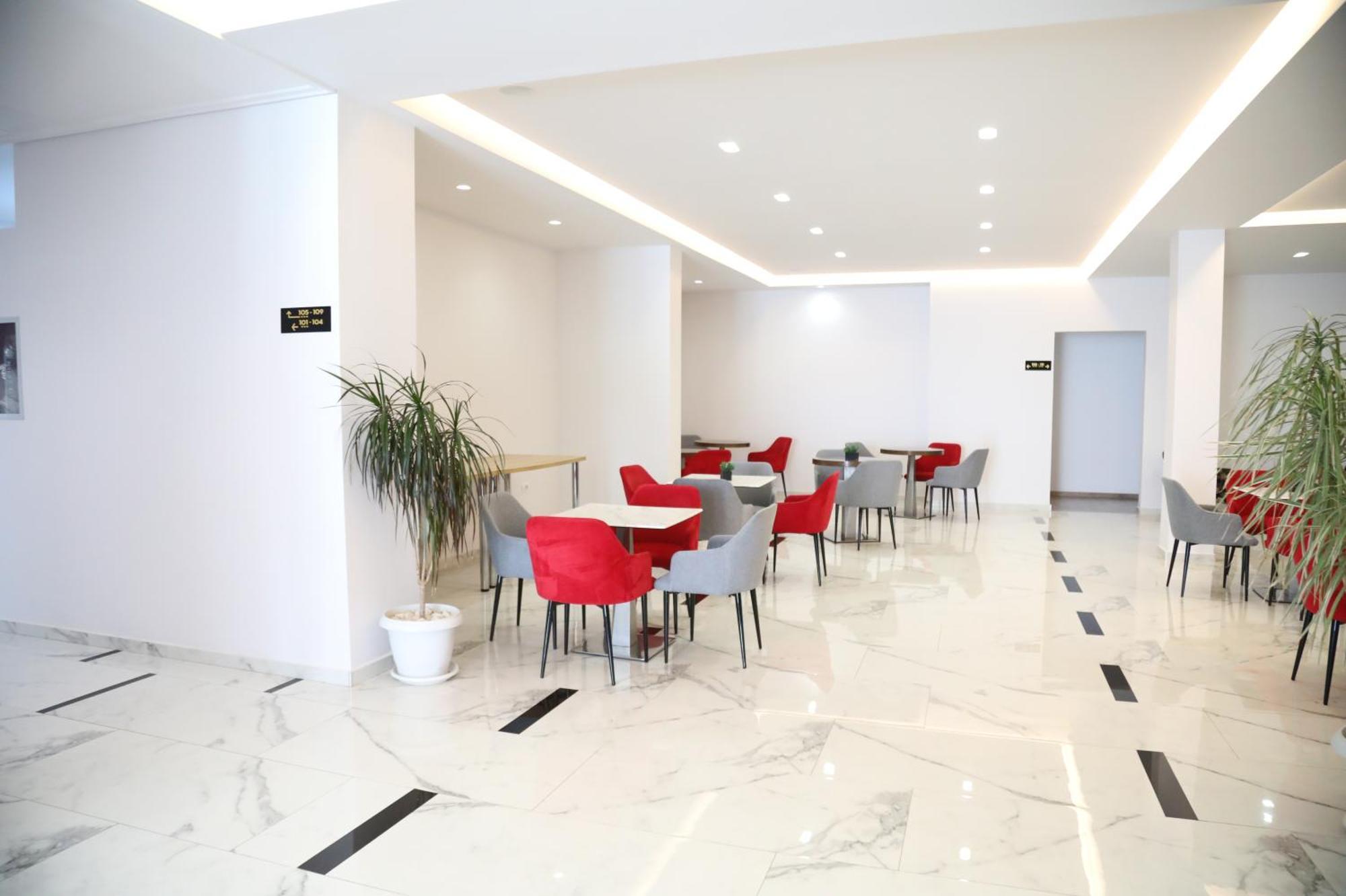 Relax Mea Hotel Саранде Екстериор снимка
