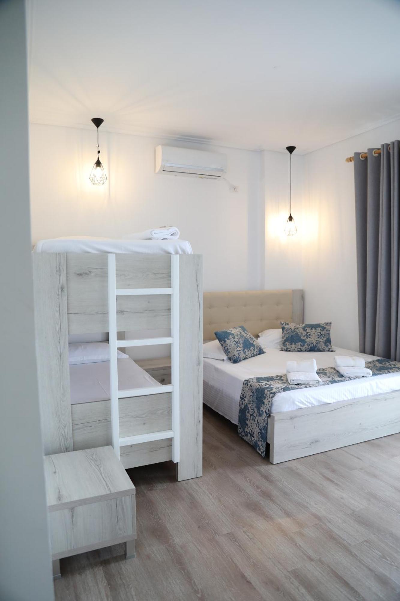 Relax Mea Hotel Саранде Екстериор снимка