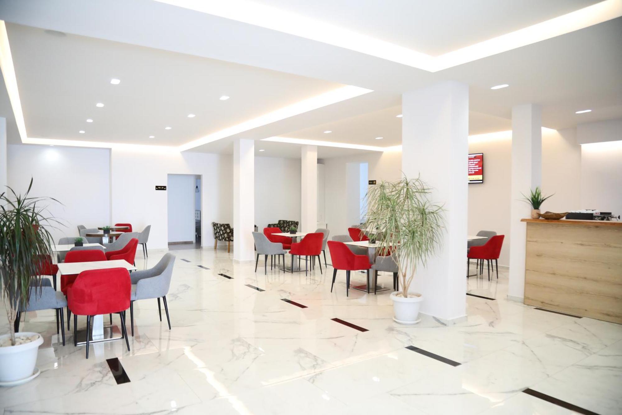Relax Mea Hotel Саранде Екстериор снимка