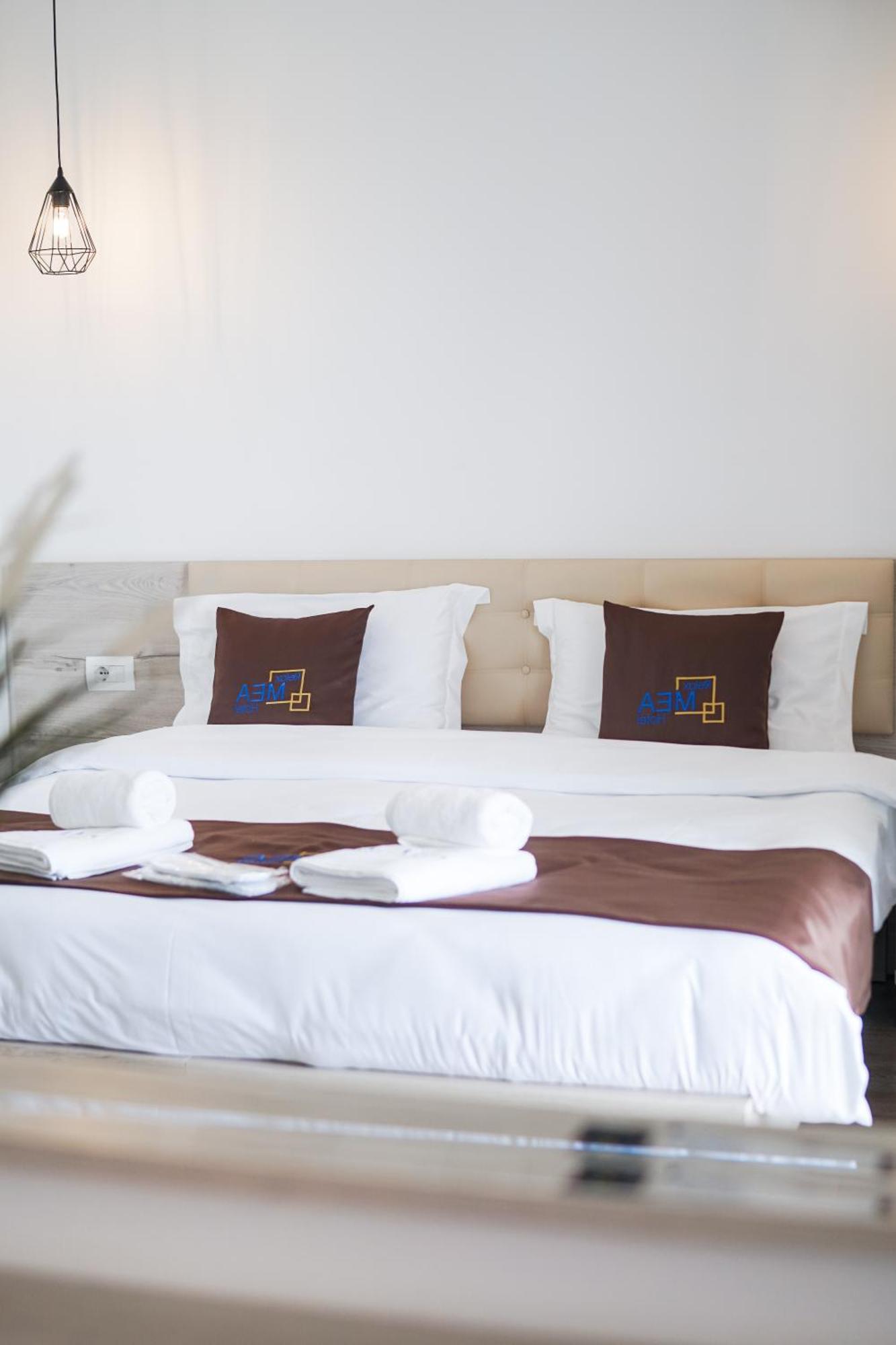 Relax Mea Hotel Саранде Екстериор снимка